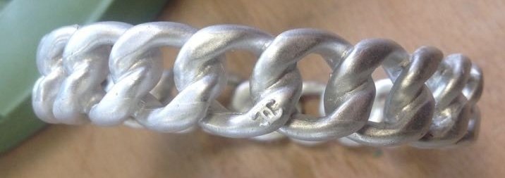 Esempio di fusione centrifuga Chanel